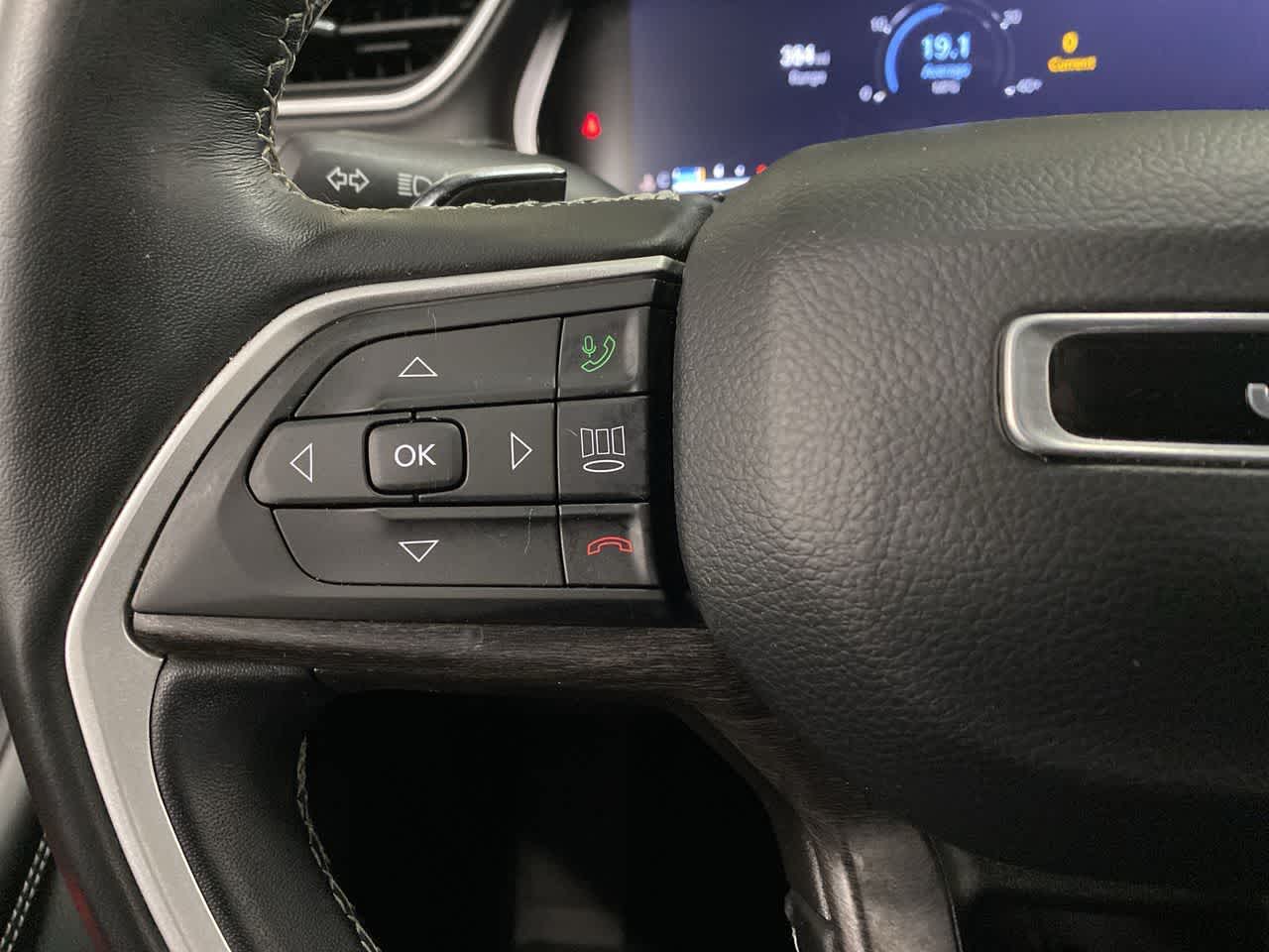 Thumbnail: 2022 Jeep Grand Cherokee - 20