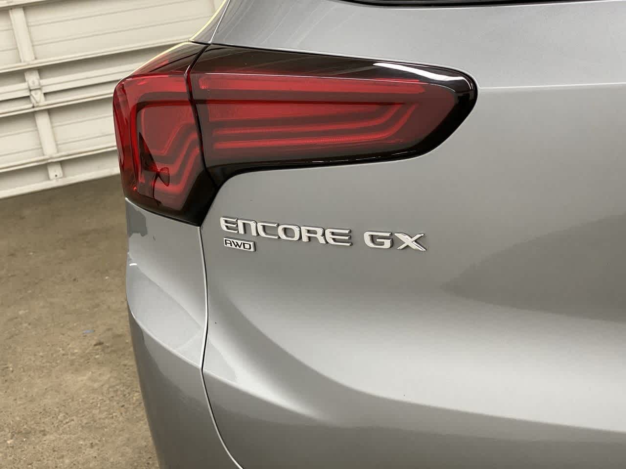 2025 Buick Encore GX Sport Touring 10