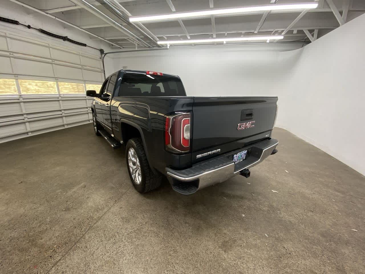 Thumbnail: 2018 GMC Sierra 1500 - 4