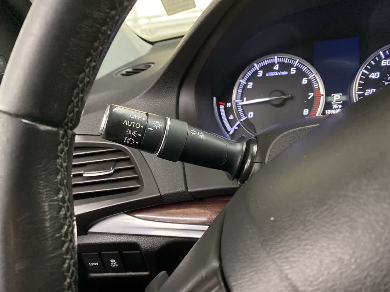 Thumbnail: 2014 Acura MDX - 23