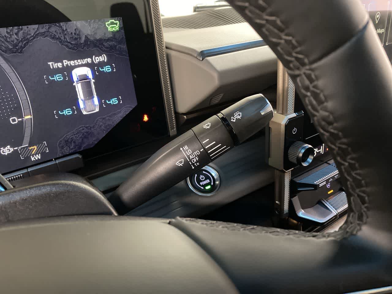 Thumbnail: 2024 GMC Hummer EV - 22