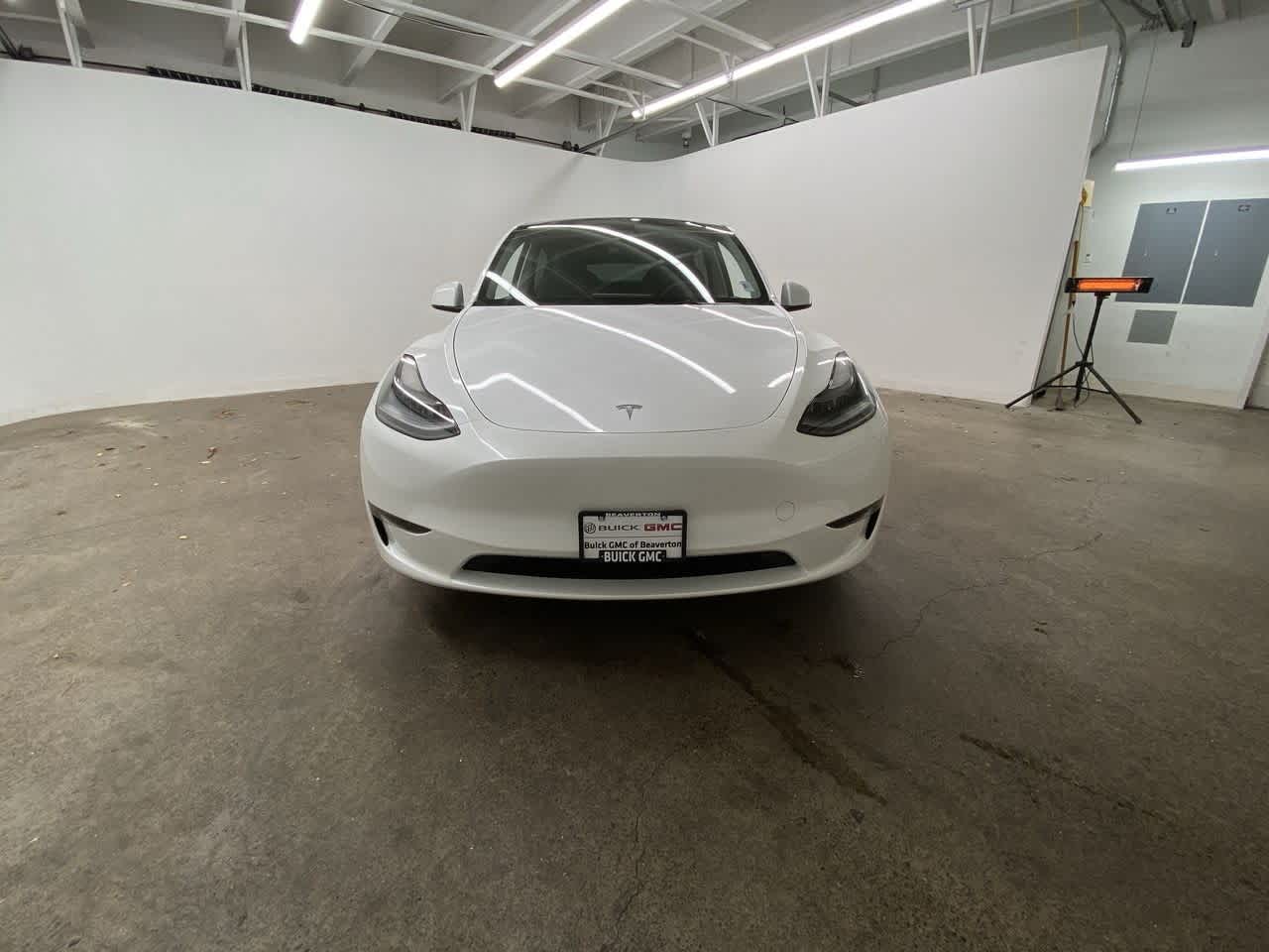 Thumbnail: 2023 Tesla Model Y - 9