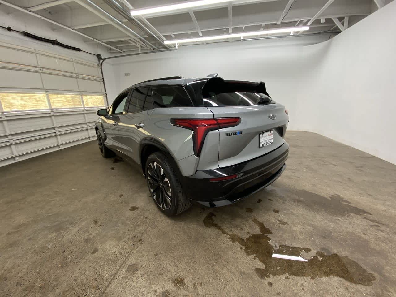 Thumbnail: 2024 Chevrolet Blazer EV - 4