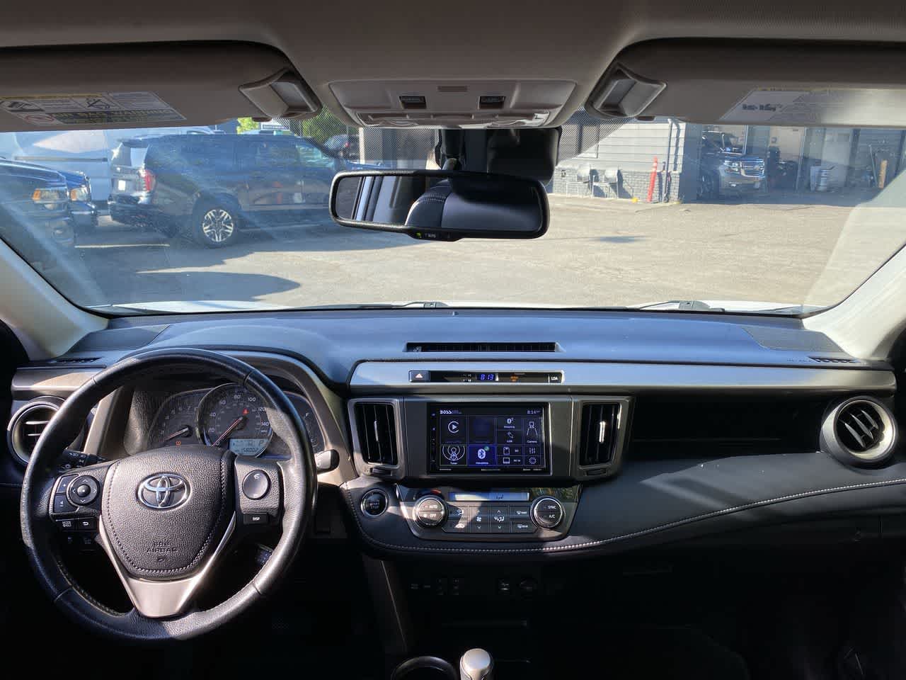 Thumbnail: 2014 Toyota RAV4 - 14