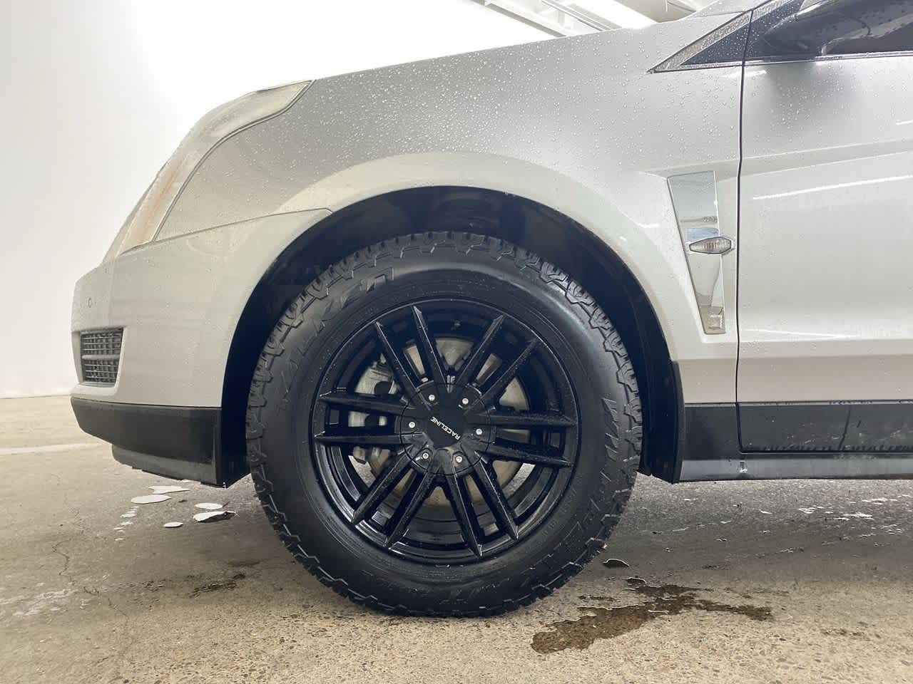 Thumbnail: 2012 Cadillac SRX - 12