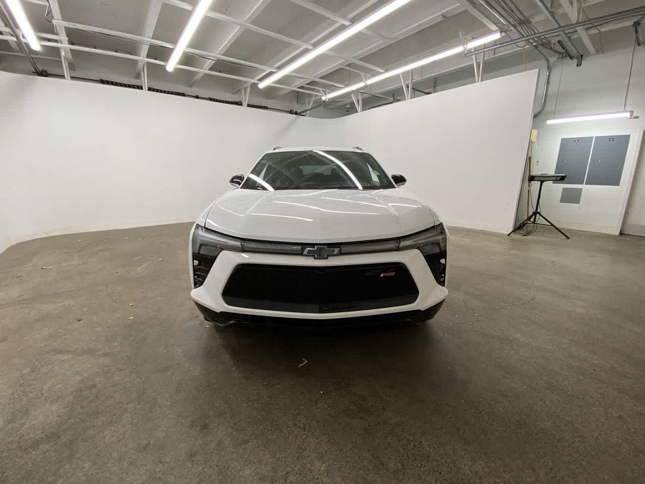 Thumbnail: 2024 Chevrolet Blazer EV - 9