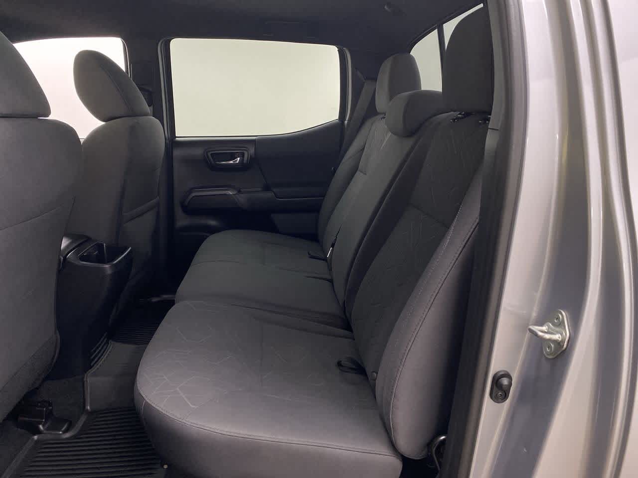 Thumbnail: 2018 Toyota Tacoma - 16