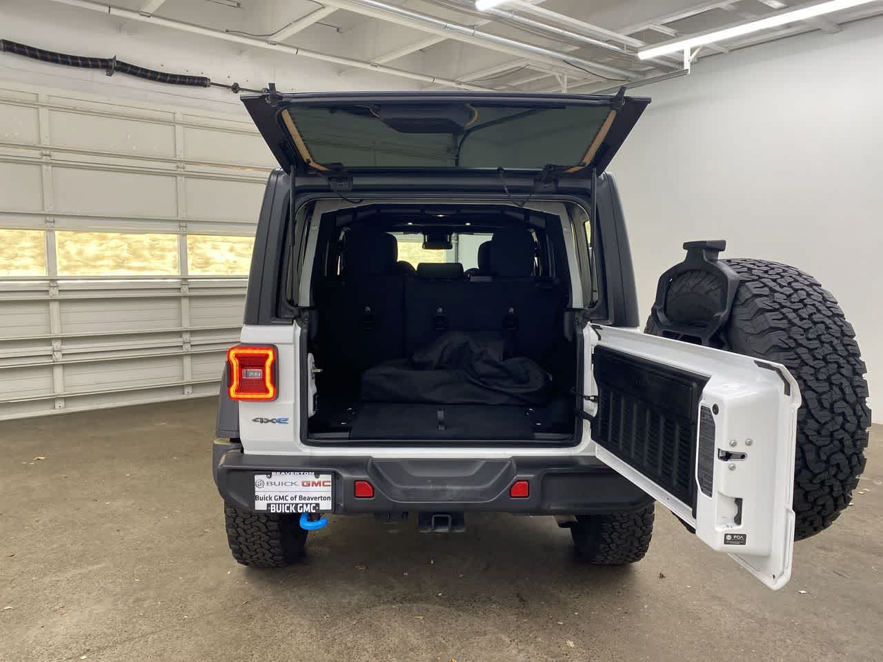 Thumbnail: 2024 Jeep Wrangler - 29