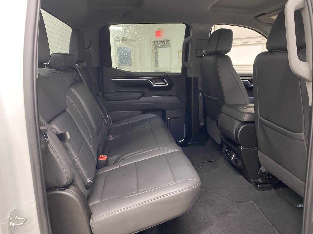 Thumbnail: 2025 GMC Sierra 1500 - 17