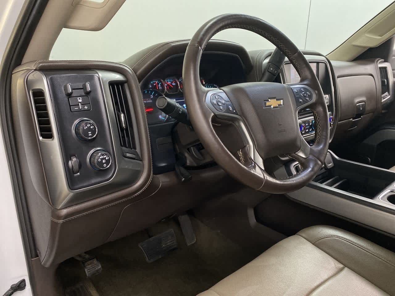 Thumbnail: 2015 Chevrolet Silverado 3500 - 2