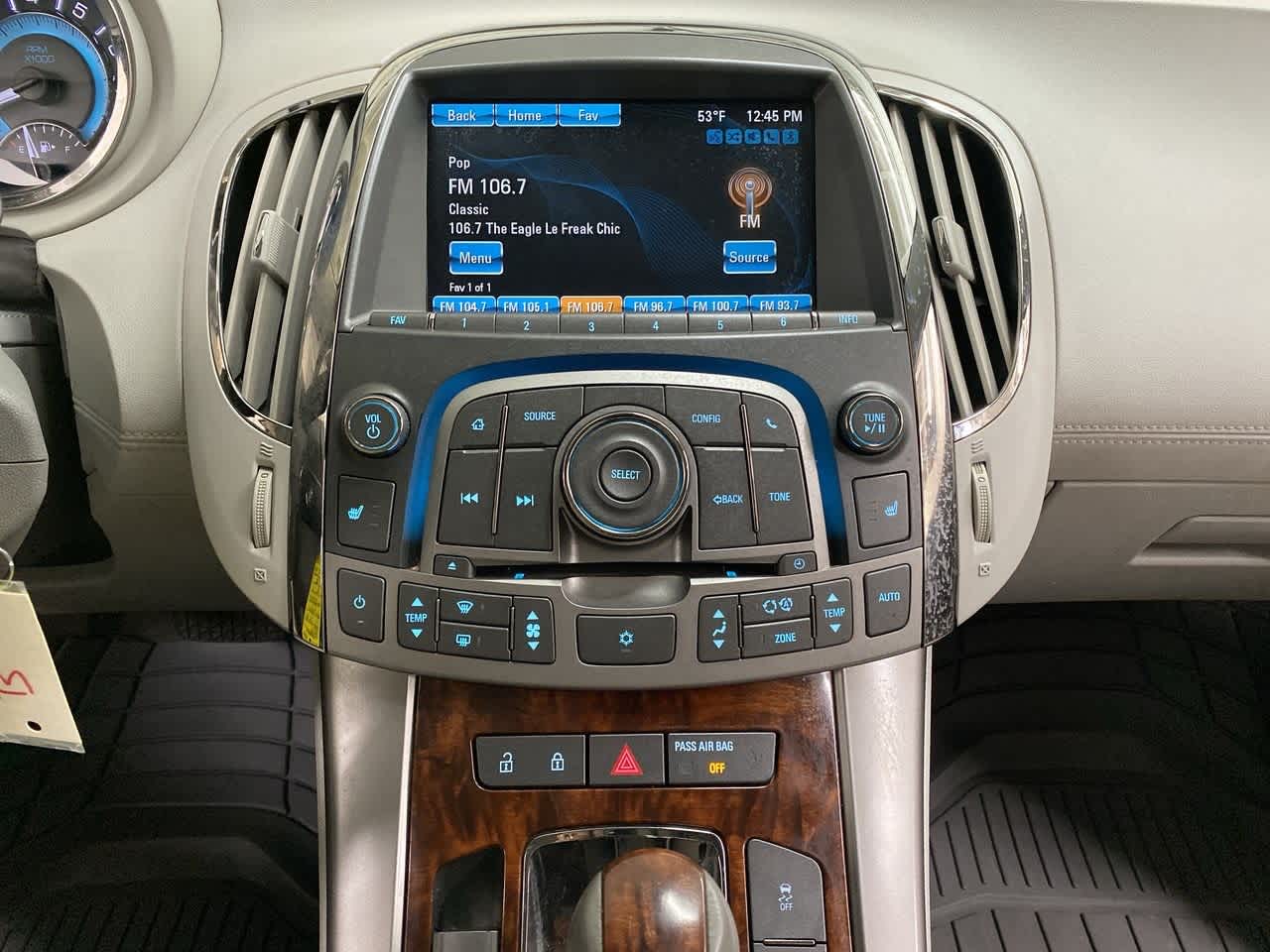 Thumbnail: 2012 Buick LaCrosse - 26