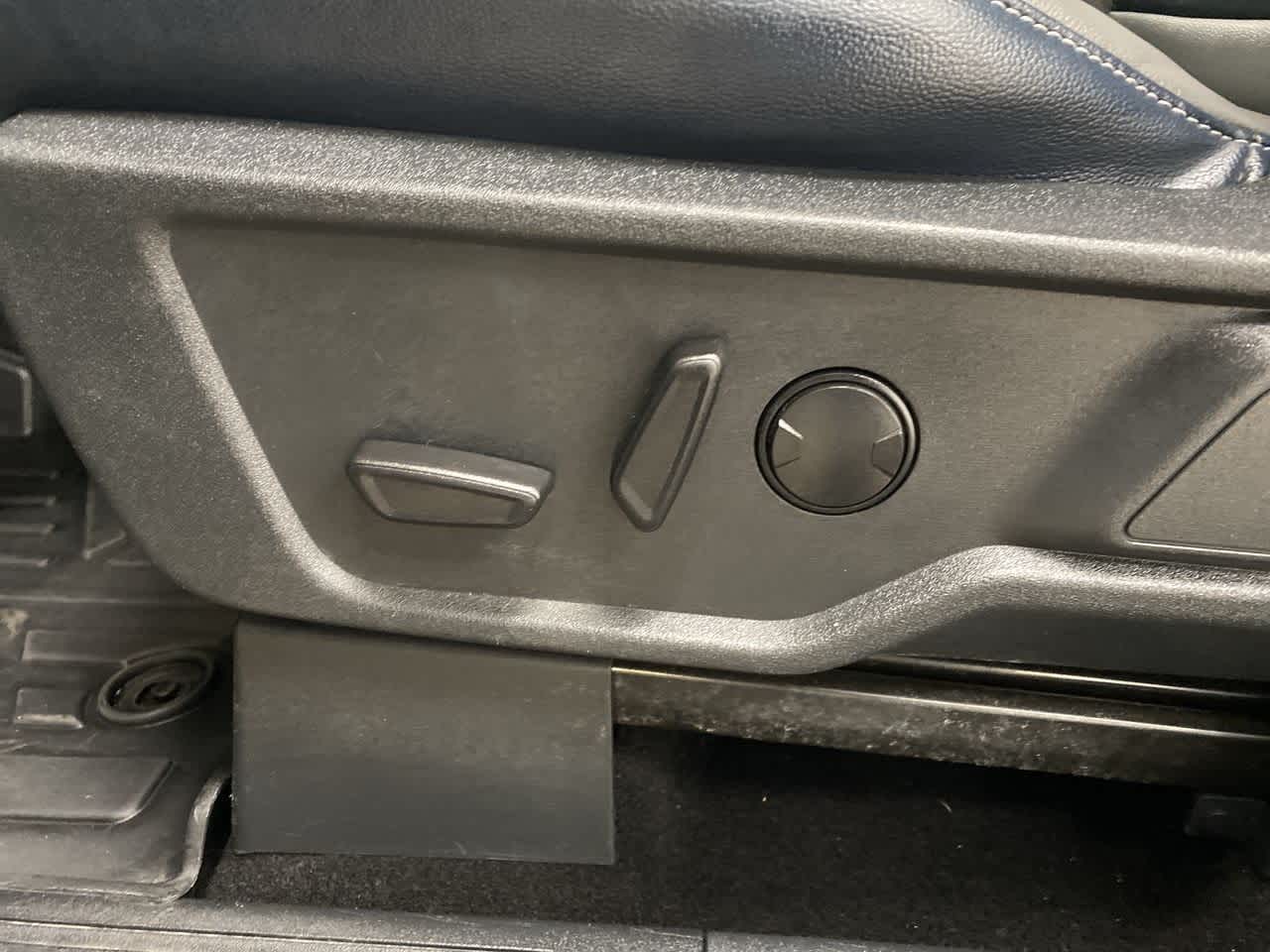 Thumbnail: 2022 Ford Bronco - 14