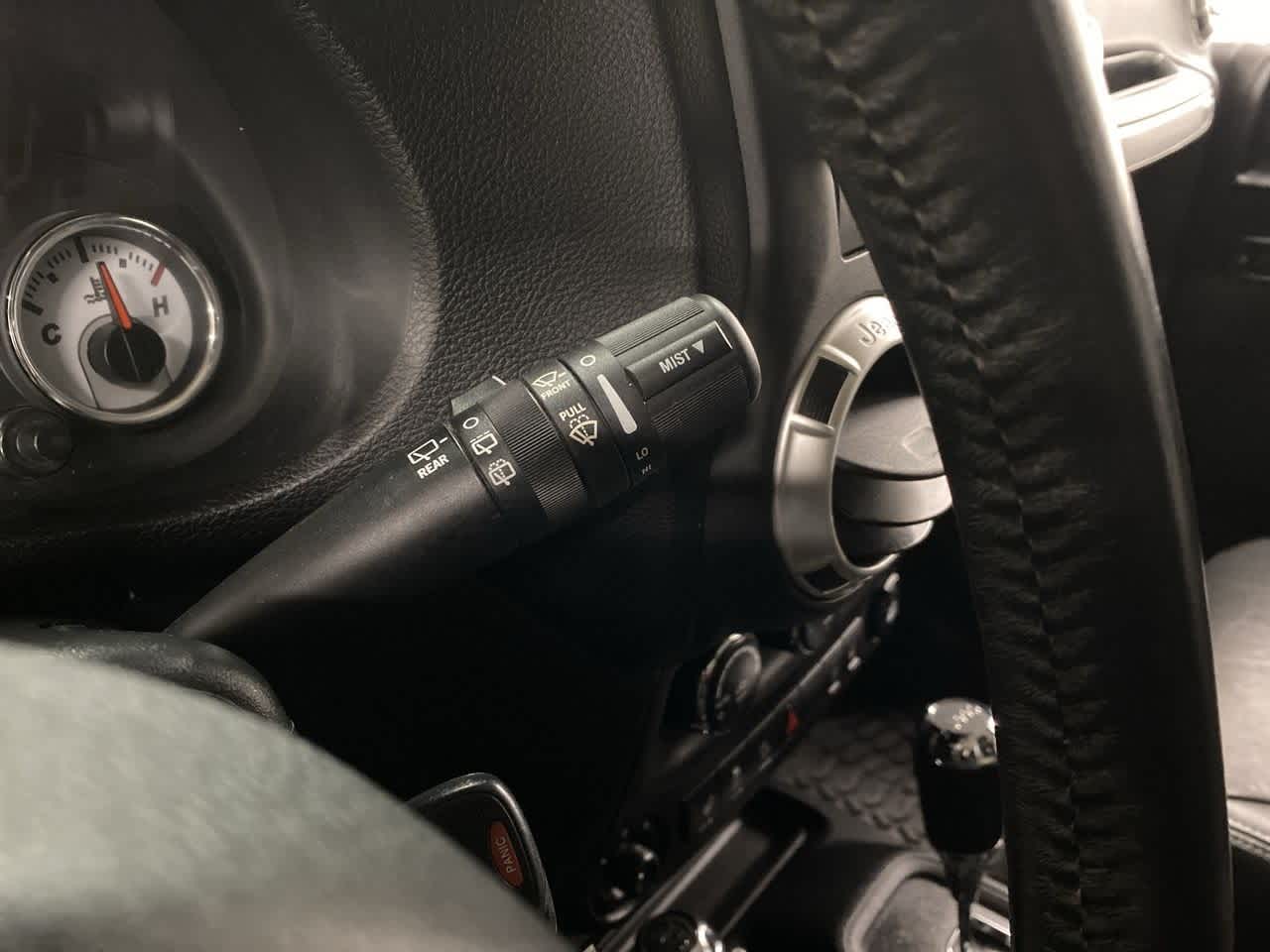 Thumbnail: 2017 Jeep Wrangler - 23