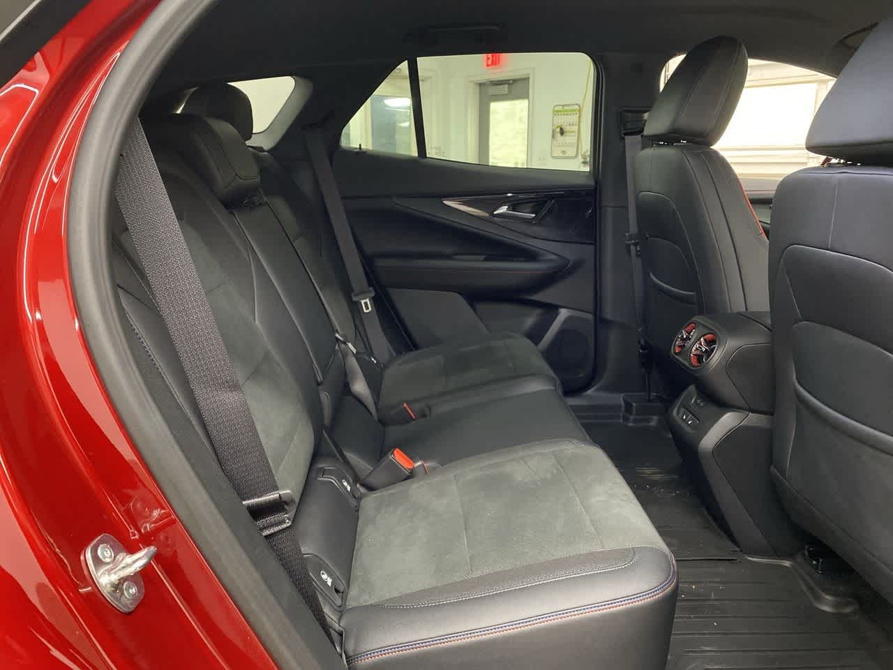 Thumbnail: 2024 Chevrolet Blazer EV - 19