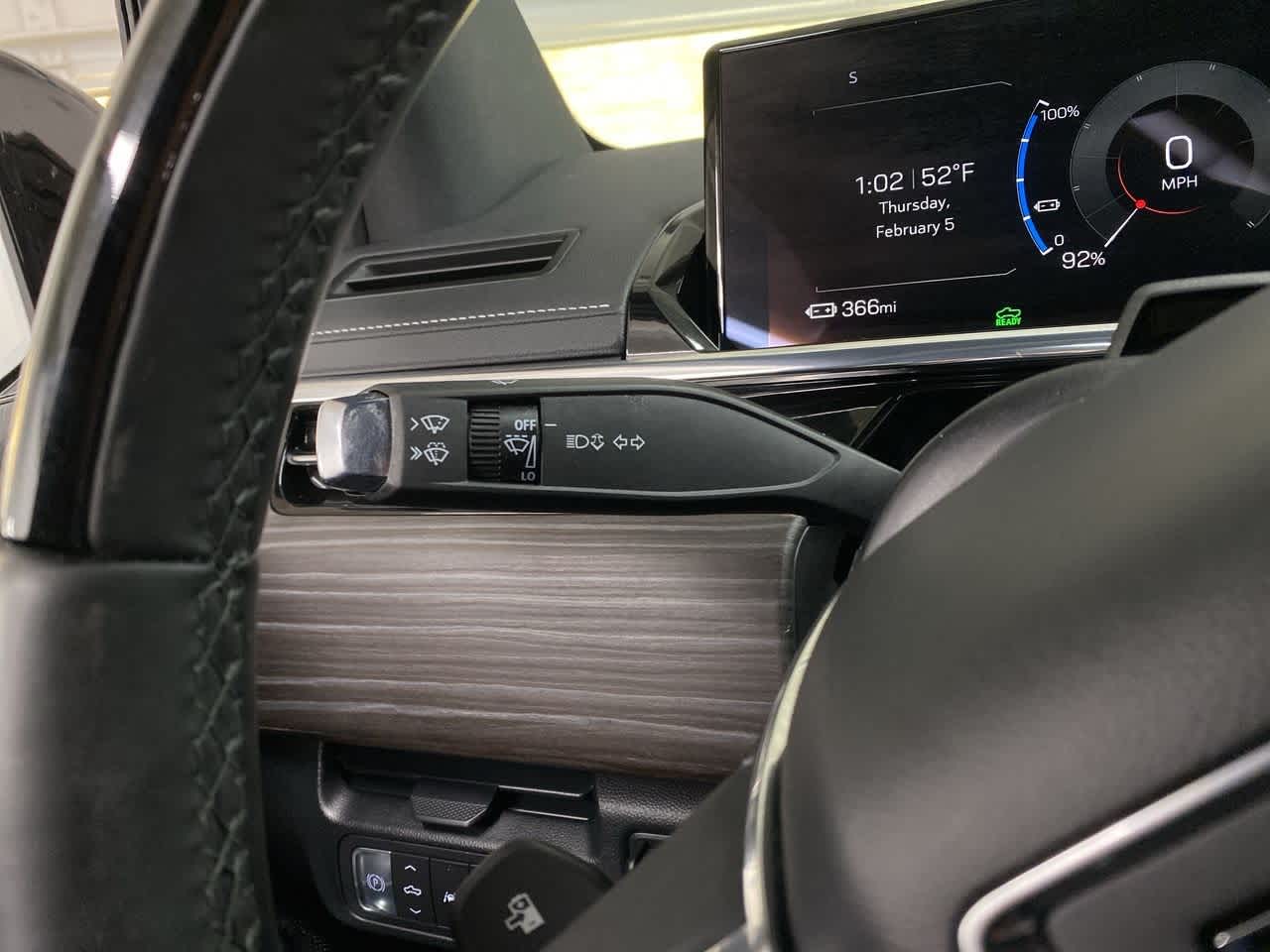 Thumbnail: 2025 GMC Sierra EV - 22