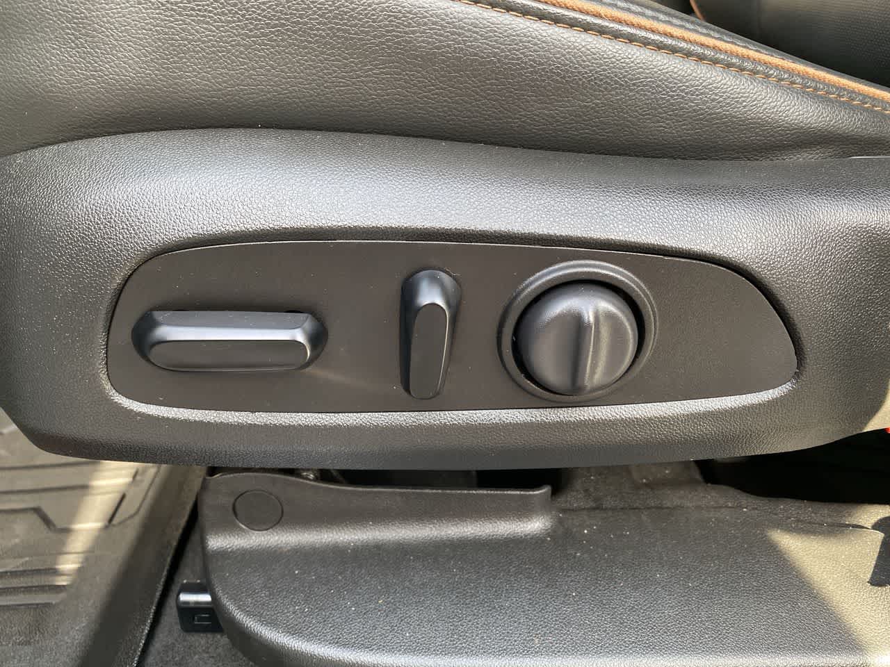 Thumbnail: 2021 GMC Acadia - 14