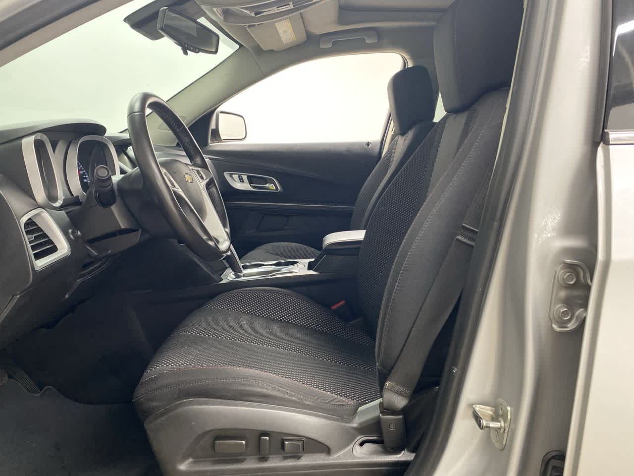 Thumbnail: 2015 Chevrolet Equinox - 14