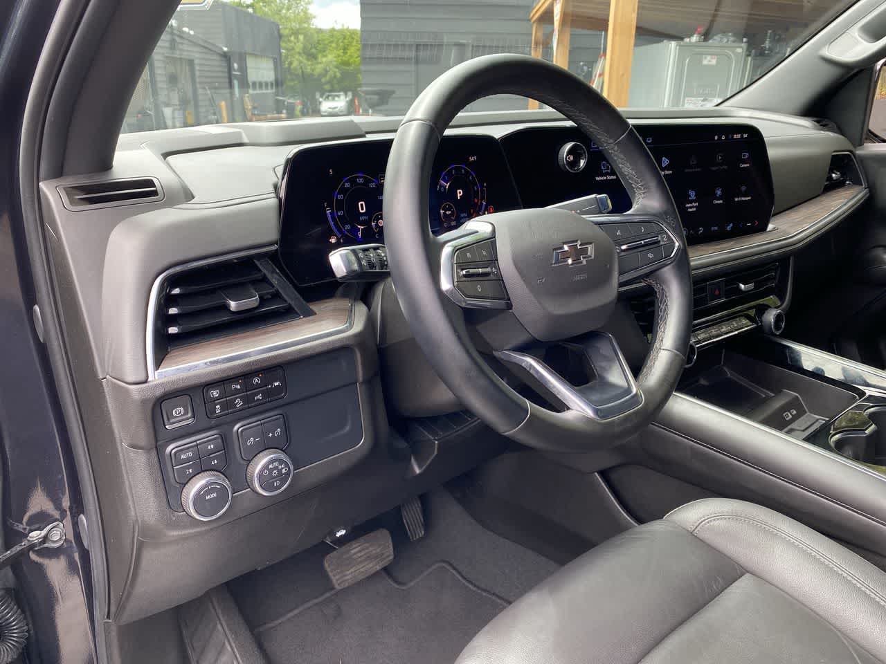 Thumbnail: 2025 Chevrolet Suburban - 2
