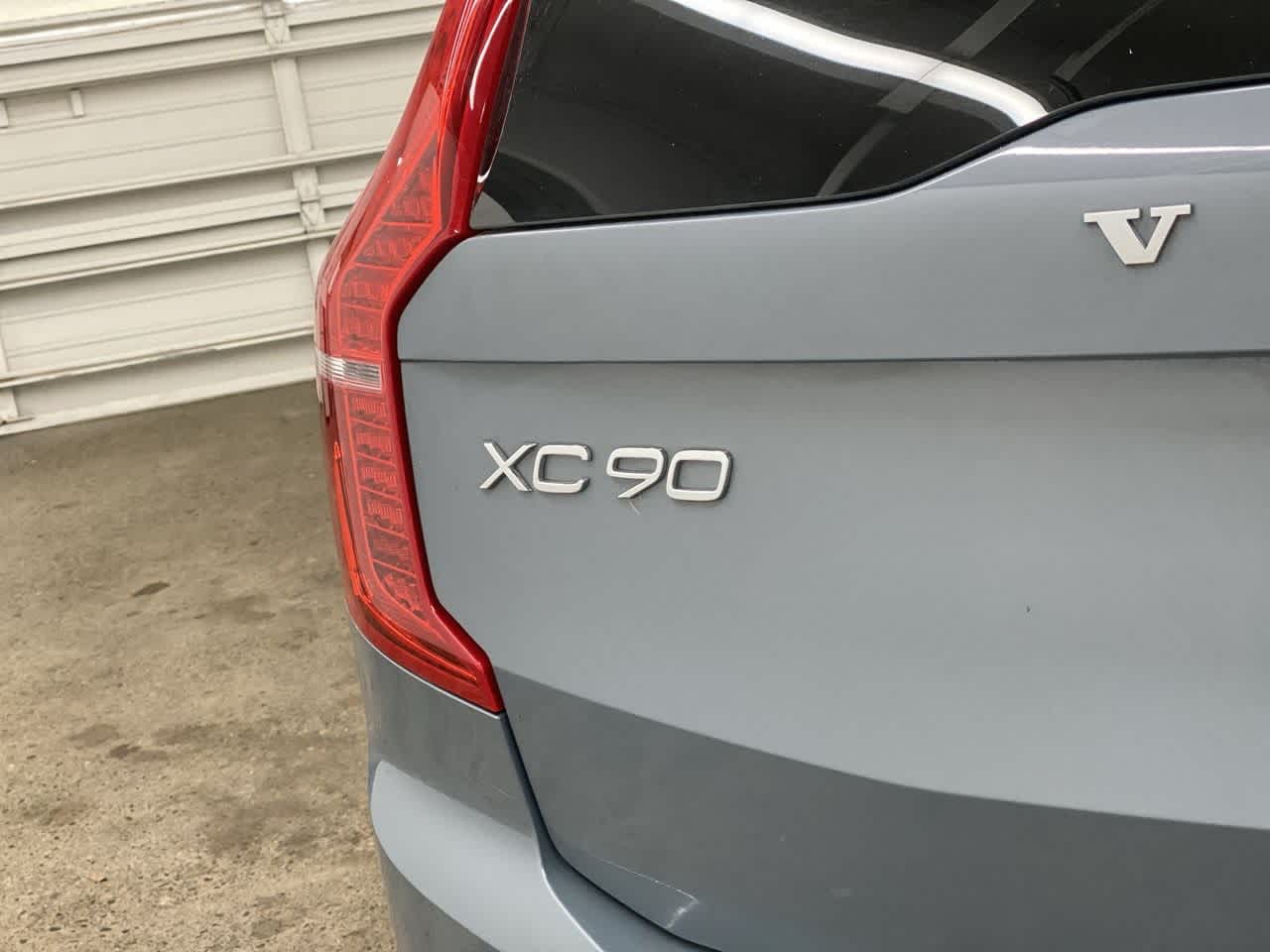 Thumbnail: 2020 Volvo XC90 - 10