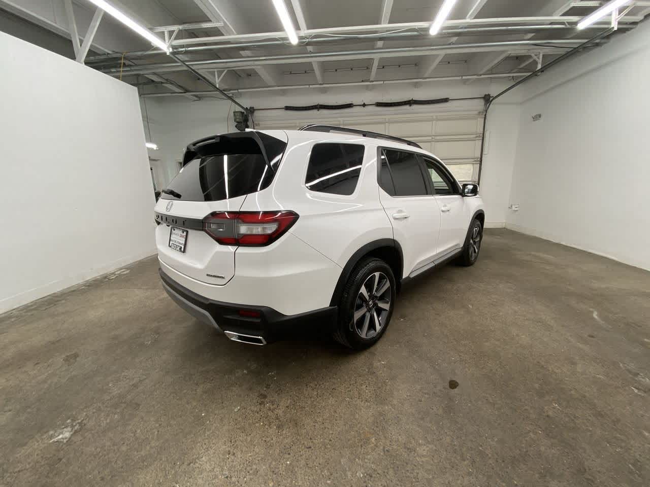 Thumbnail: 2025 Honda Pilot - 6