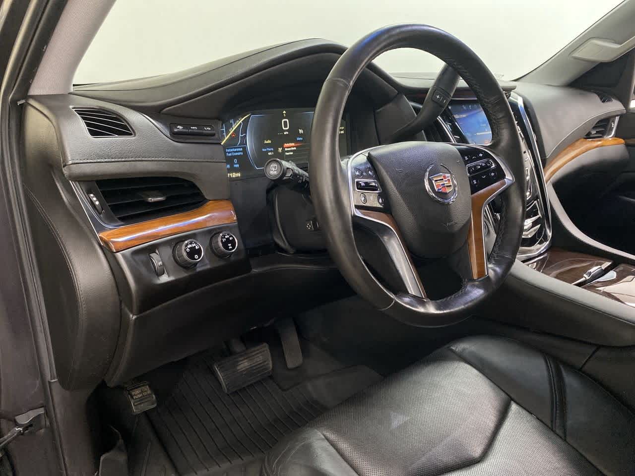 Thumbnail: 2015 Cadillac Escalade - 2