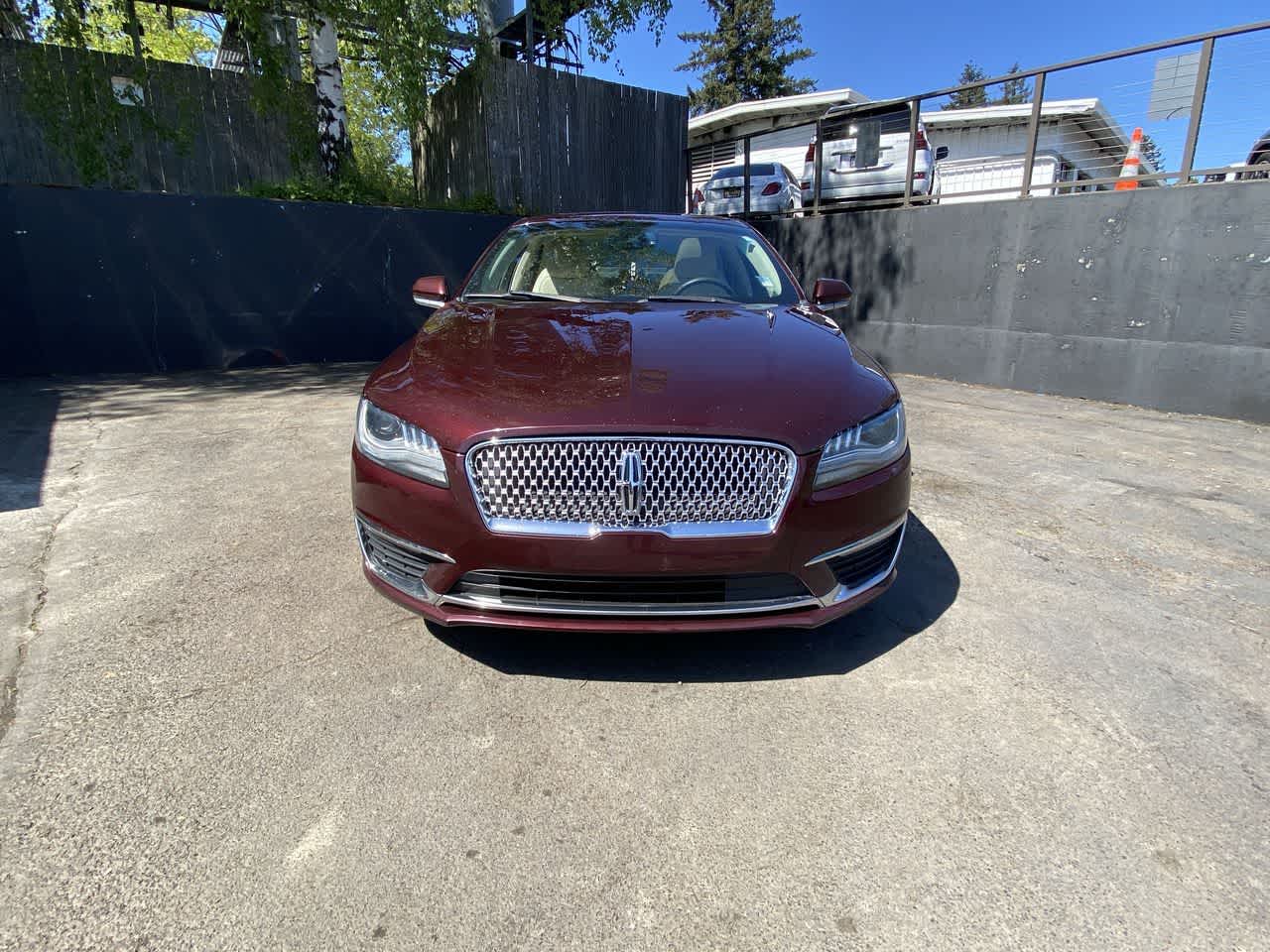Thumbnail: 2018 Lincoln MKZ - 9