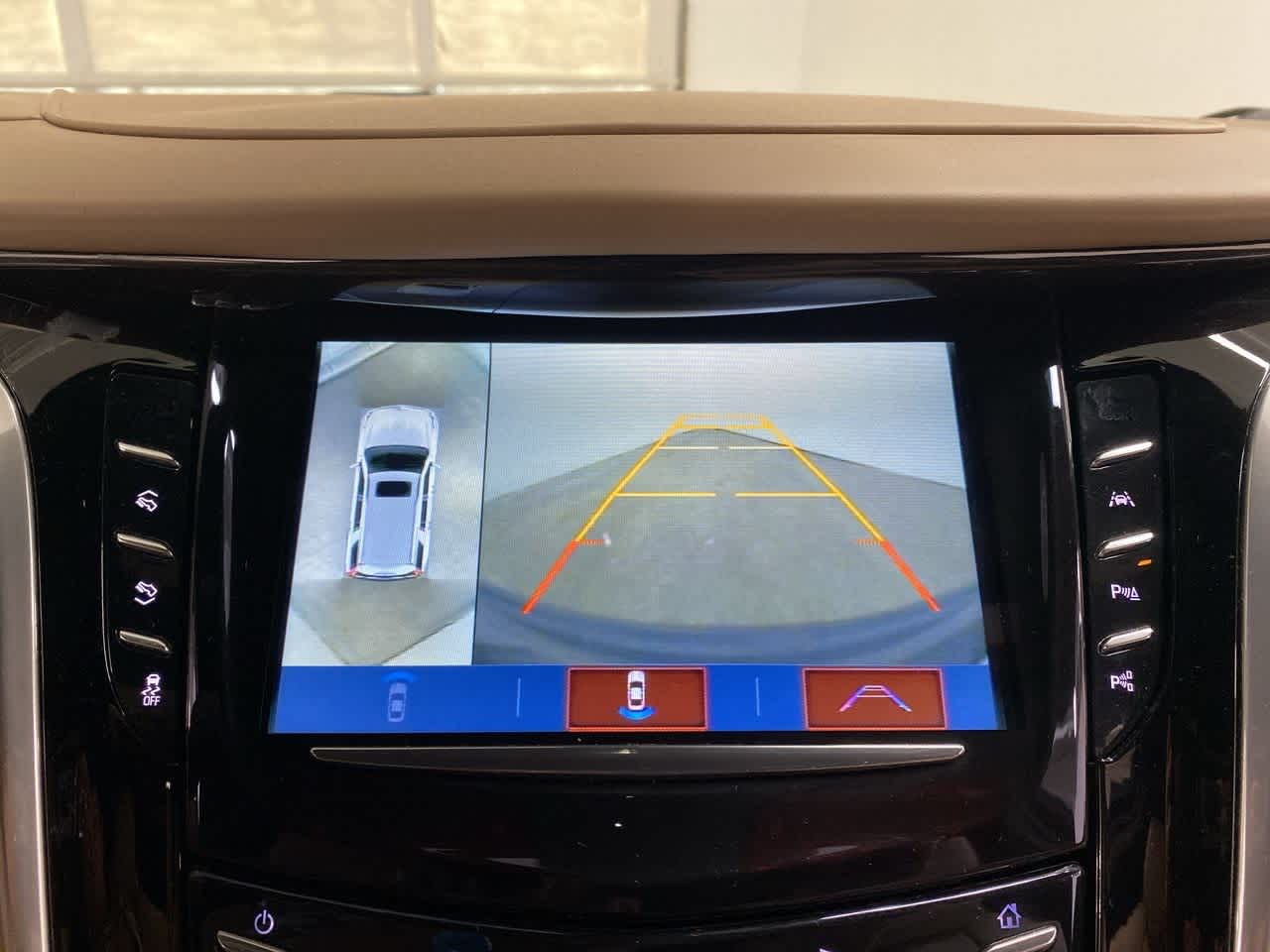 Thumbnail: 2020 Cadillac Escalade - 26