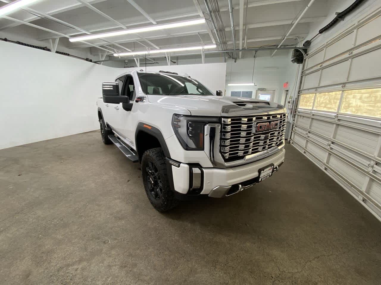 Thumbnail: 2024 GMC Sierra 2500 - 8