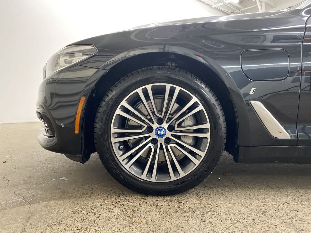 Thumbnail: 2018 BMW 5 Series - 11