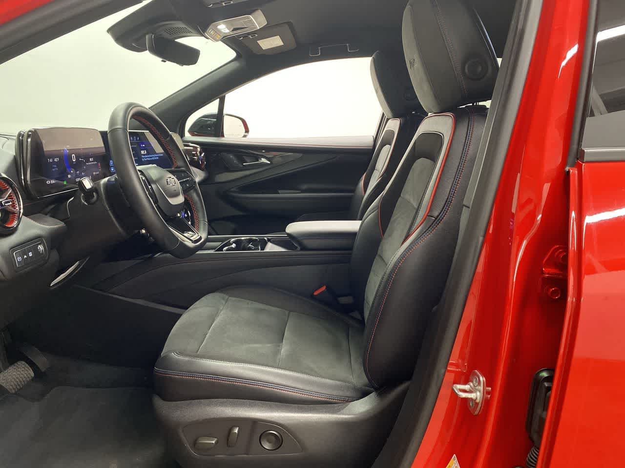 Thumbnail: 2024 Chevrolet Blazer EV - 14