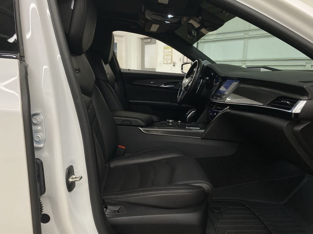 Thumbnail: 2019 Cadillac CT6 - 18