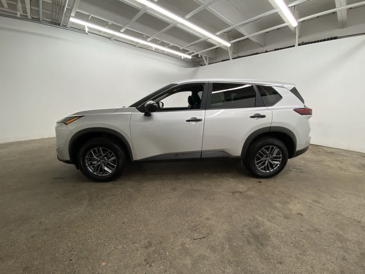 Thumbnail: 2024 Nissan Rogue - 3