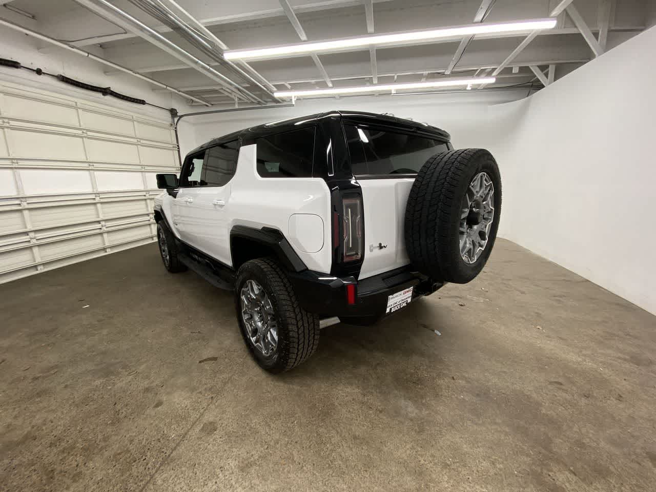 Thumbnail: 2024 GMC Hummer EV - 4