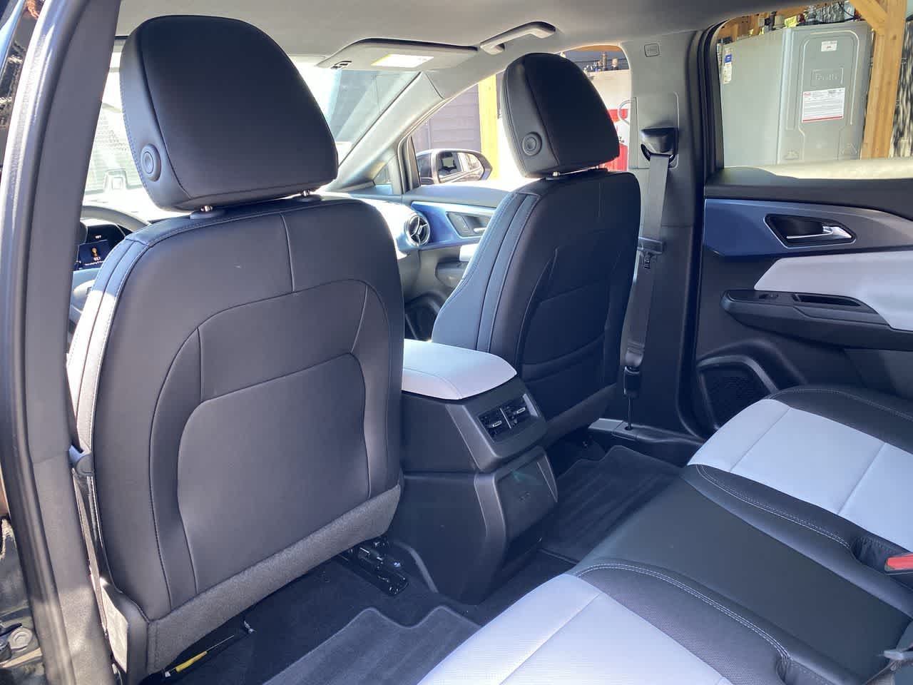 Thumbnail: 2026 Chevrolet Equinox - 15
