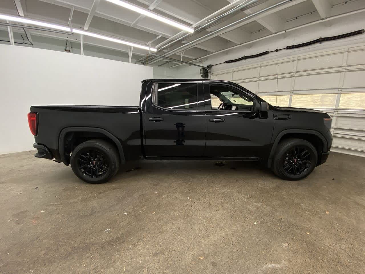 Thumbnail: 2023 GMC Sierra 1500 - 7