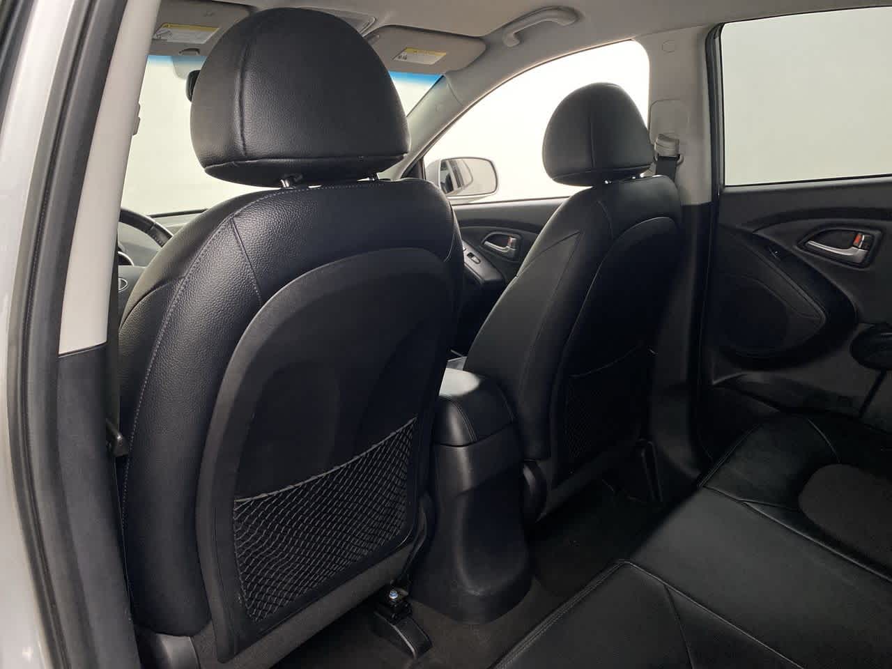 Thumbnail: 2012 Hyundai Tucson - 17