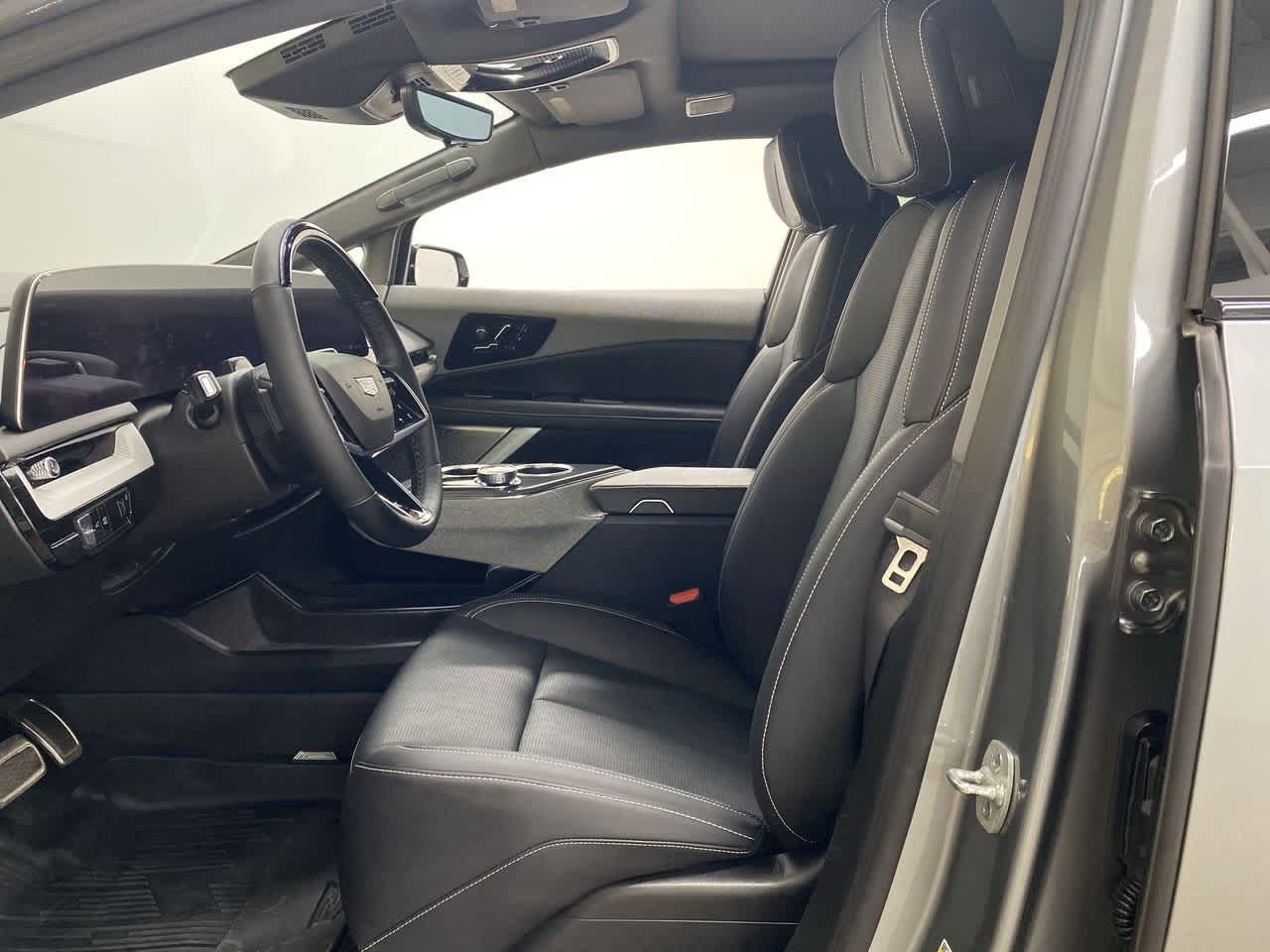 Thumbnail: 2025 Cadillac Optiq - 15