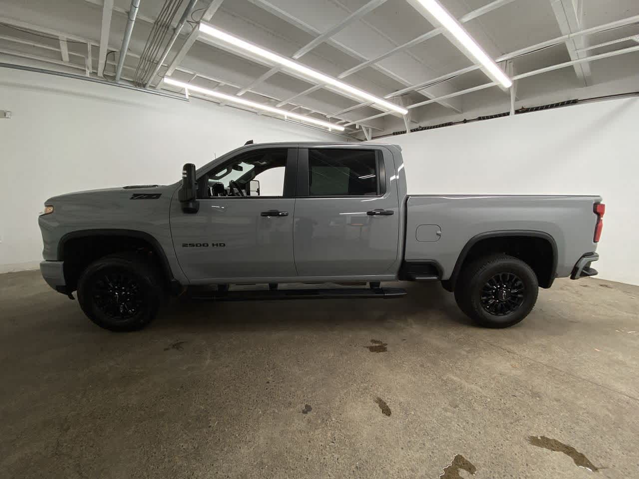 Thumbnail: 2024 Chevrolet Silverado 2500 - 3