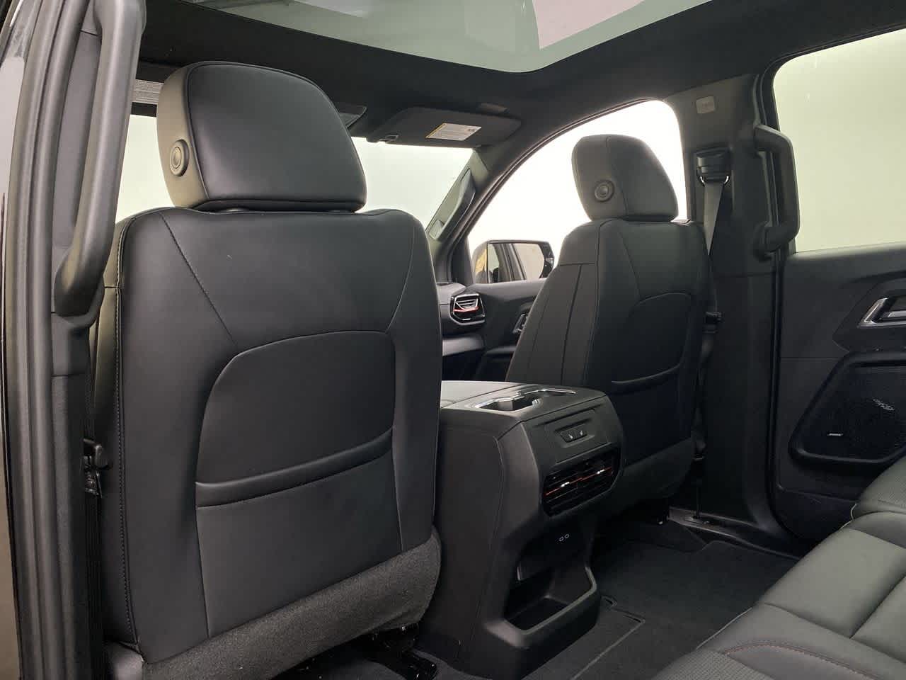 Thumbnail: 2024 Chevrolet Silverado EV - 15