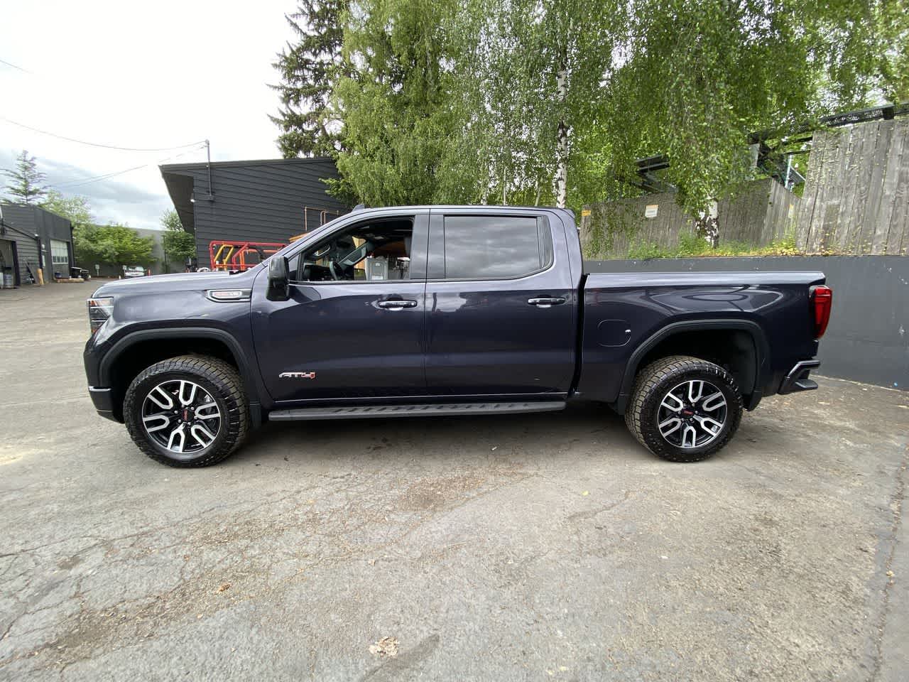 Thumbnail: 2024 GMC Sierra 1500 - 3