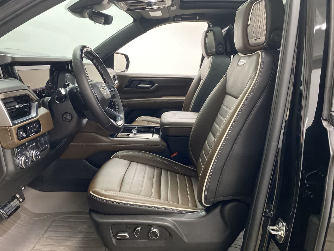 Thumbnail: 2025 GMC Yukon - 13