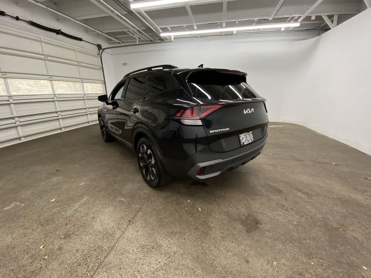 Thumbnail: 2023 Kia Sportage - 4