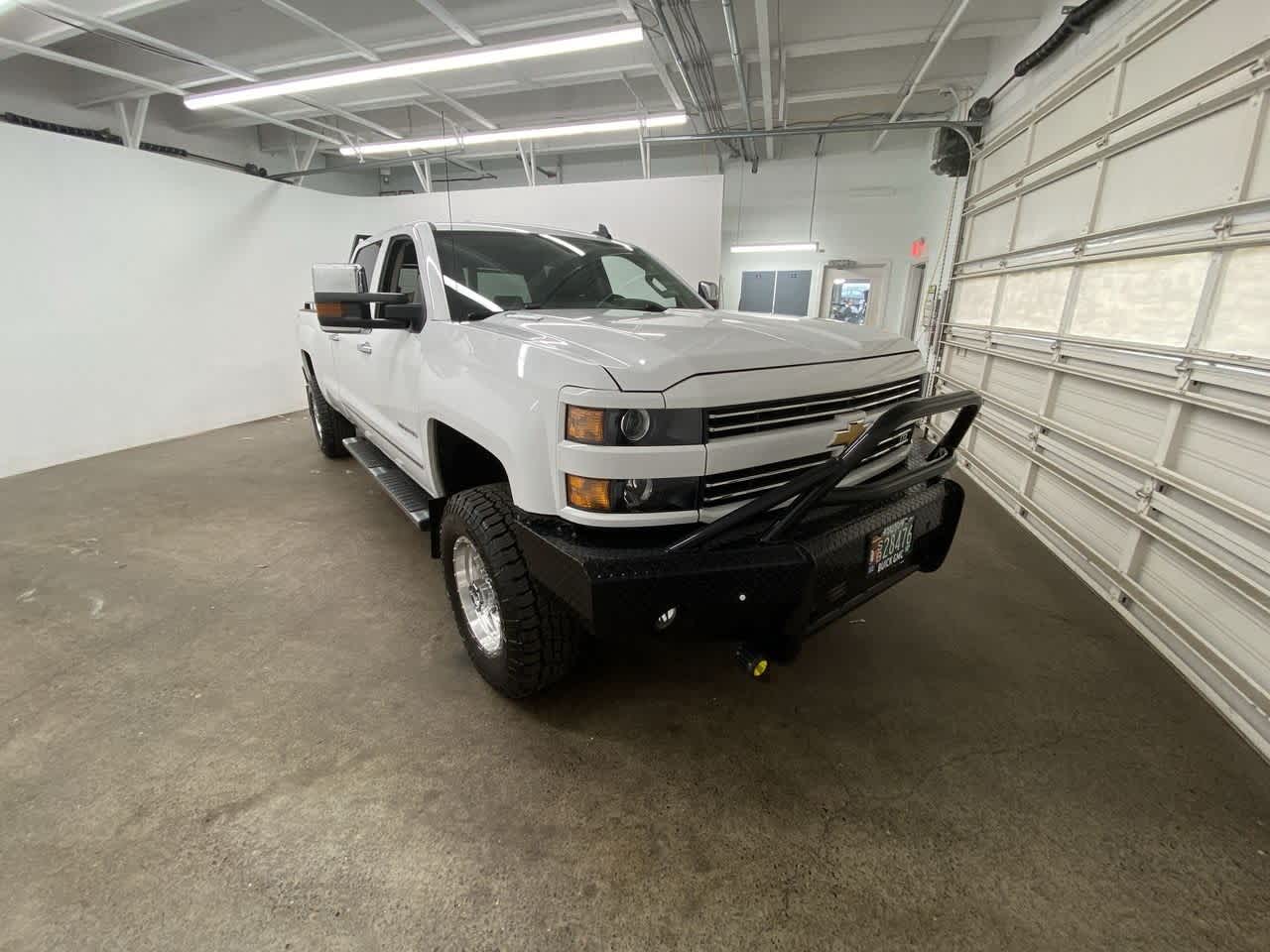 Thumbnail: 2016 Chevrolet Silverado 3500 - 8