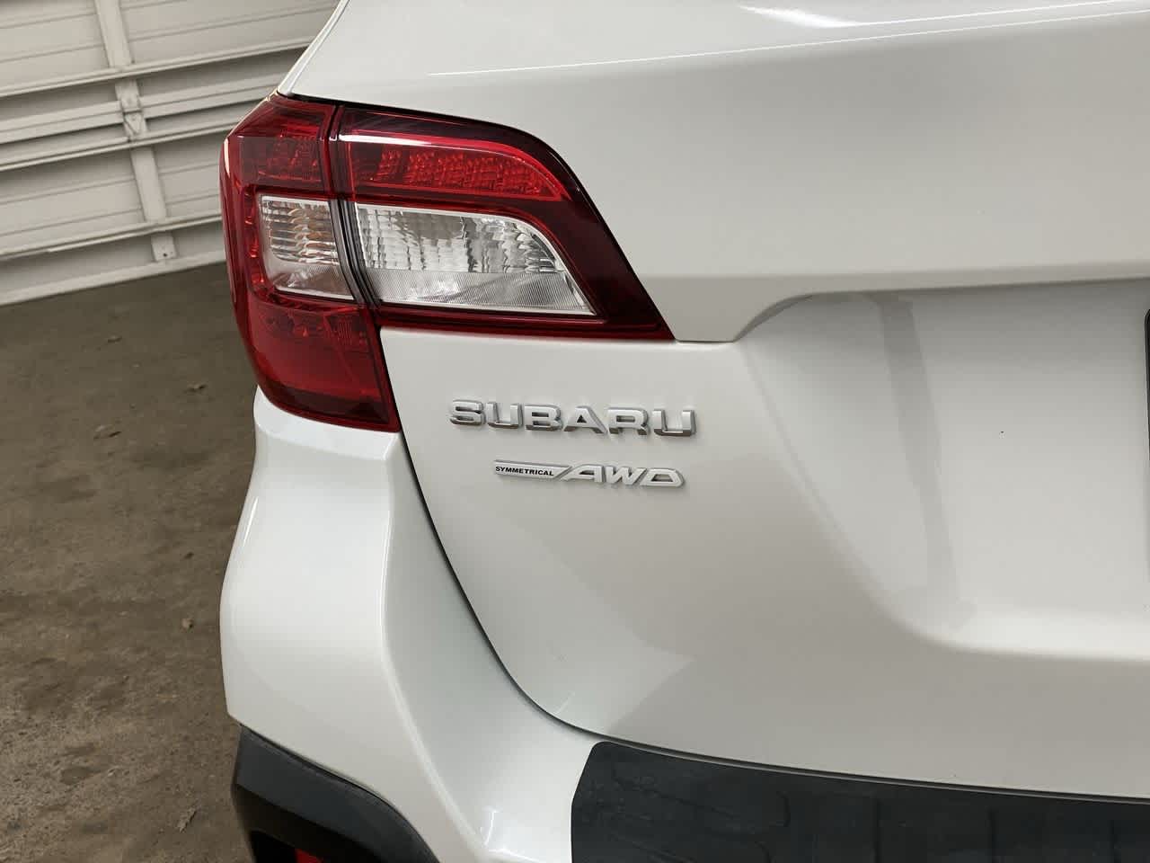 Thumbnail: 2019 Subaru Outback - 10