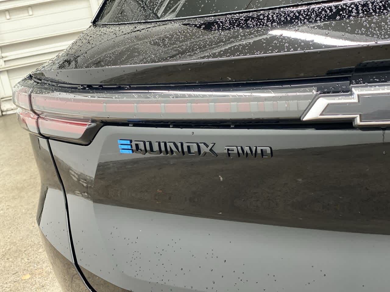 Thumbnail: 2024 Chevrolet Equinox - 10