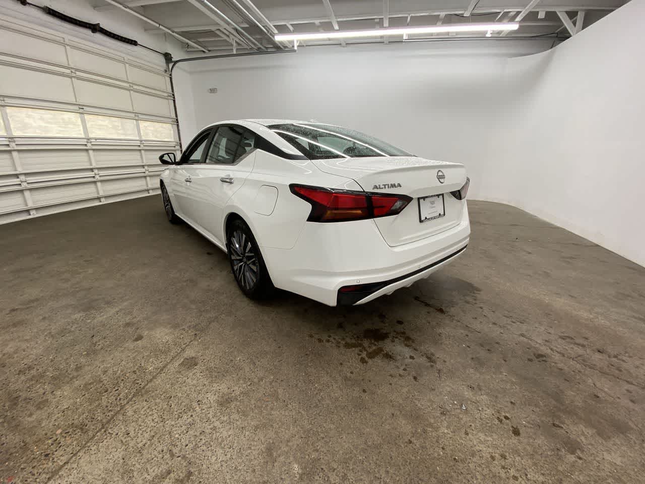 Thumbnail: 2025 Nissan Altima - 4