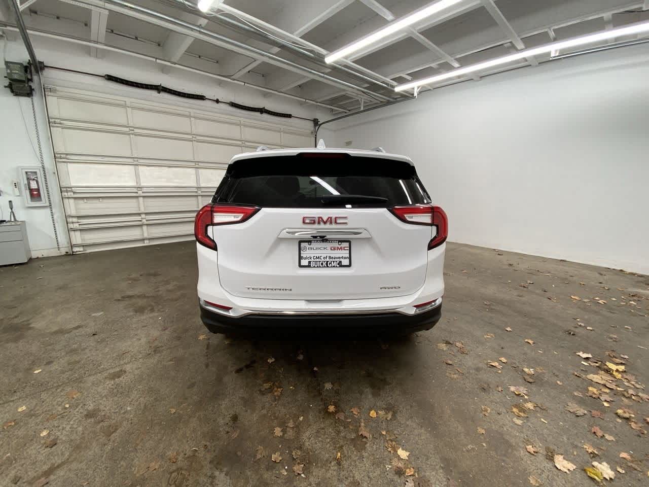 Thumbnail: 2024 GMC Terrain - 5