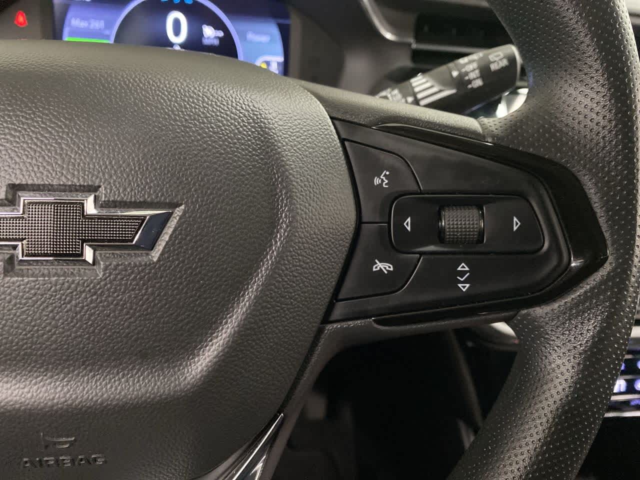 Thumbnail: 2023 Chevrolet Bolt EUV - 22