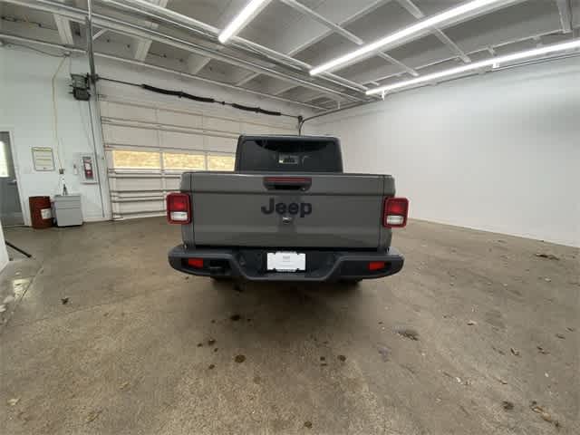 2023 Jeep Gladiator Sport 5