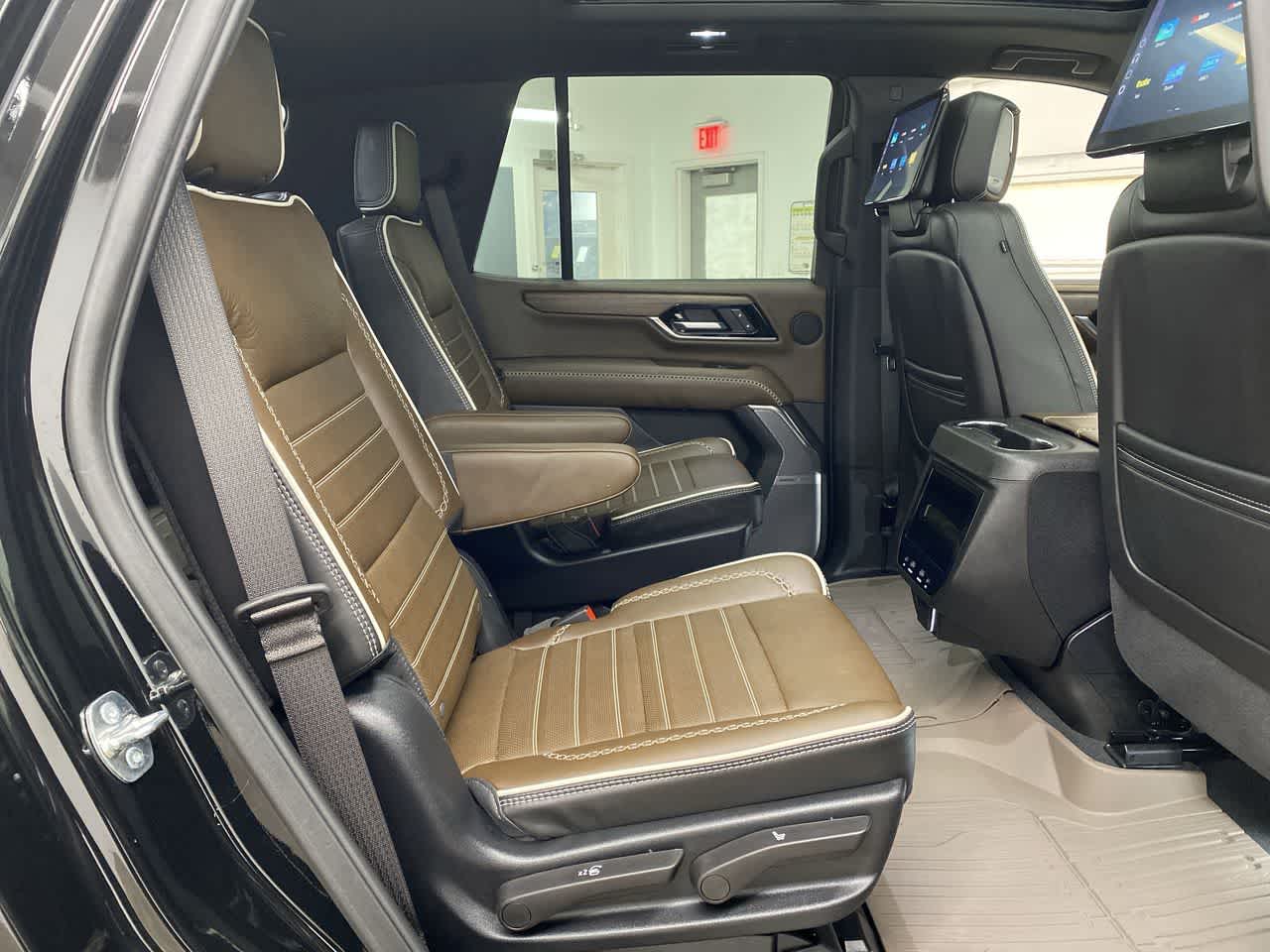 Thumbnail: 2025 GMC Yukon - 17